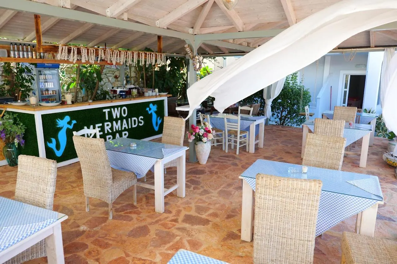 Hotel Two Mermaids Ksamil 3*,