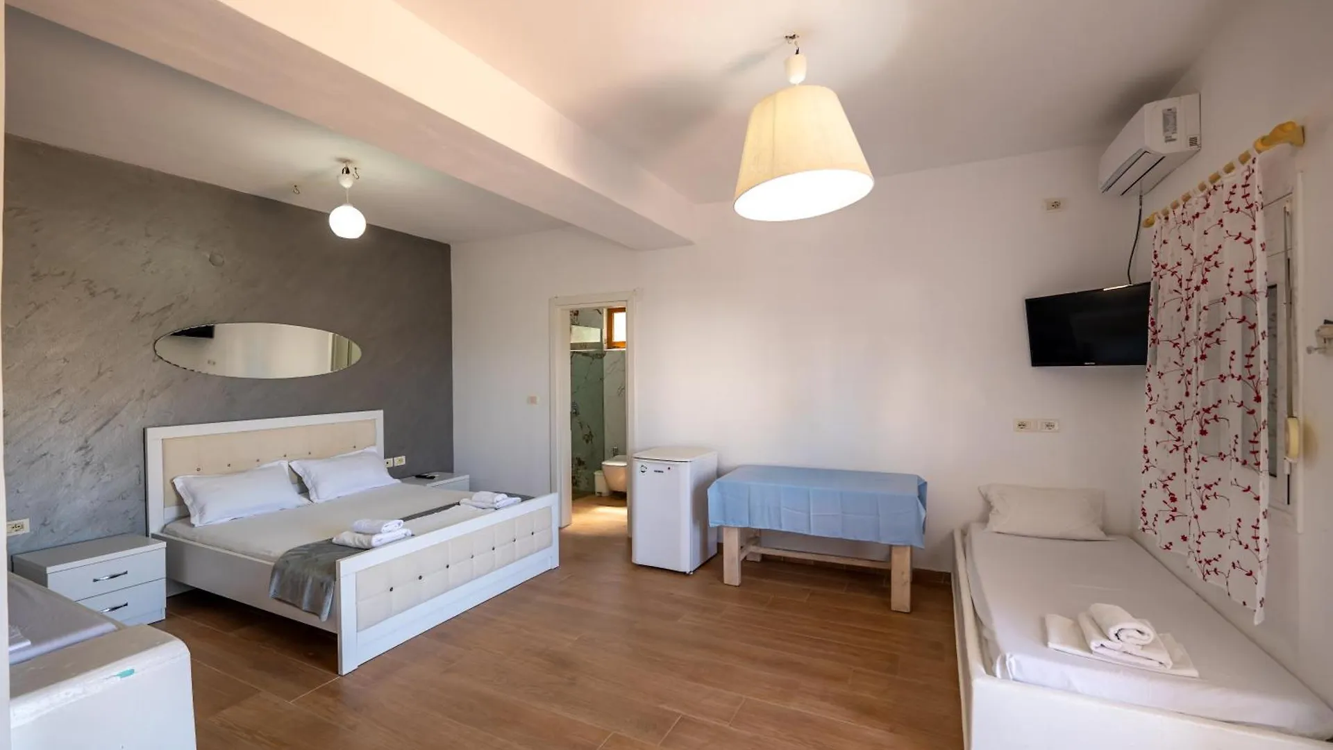Hotel Two Mermaids Ksamil