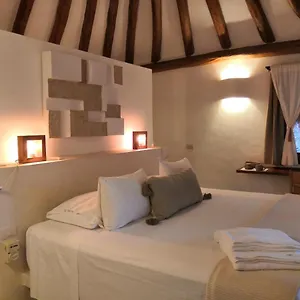 https://tierra-del-mar-hotel-adults-only.quintano-roohotels.com
