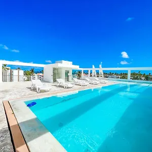 https://ducassi-suite-sol-karibe-studios-suites-tropicana.greaterantilleshotels.net